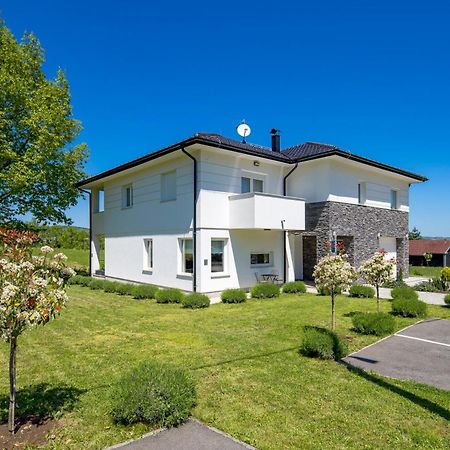 Villa Artemis Plitvička Jezera Exterior foto